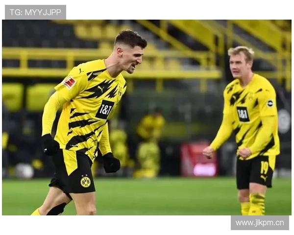 多特蒙德关键战连续失利，防守漏洞与稳定性问题逐步反映