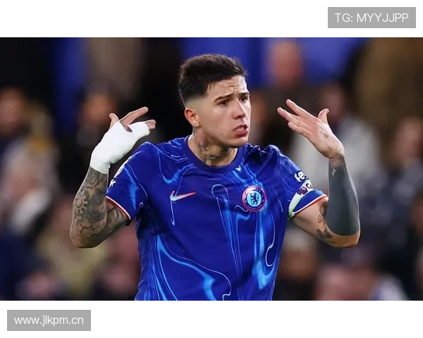 切尔西战术困局加剧，新帅调整难题对球队重建进程形成阶段性制约