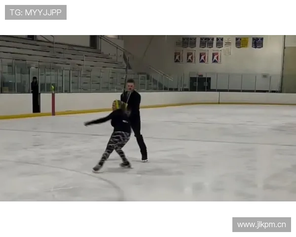 托尼娅·哈丁当年那双冰刀，现在够买下整个滑冰场了吧